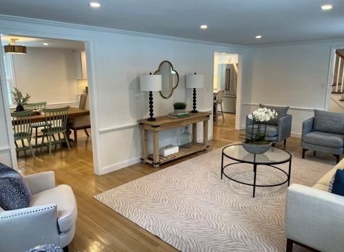 7 Queen Anne Ln, Hingham MA  02043-3904 exterior