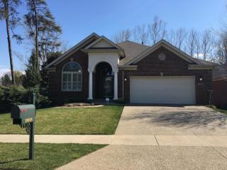 10018 Cedar Garden Dr, Louisville KY  40291-5272 exterior