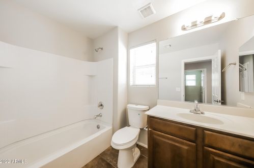 2629 73rd Dr, Phoenix AZ  85035-3253 exterior