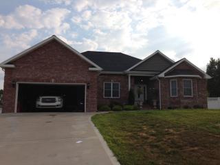 803 Hilltop Ln, Greenville, KY 42345-2150