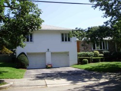 132 Deborah Rd, Newton, MA 02459-2867