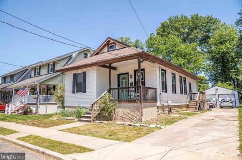 50 Dubois Ave, West Deptford, NJ 08096-1220