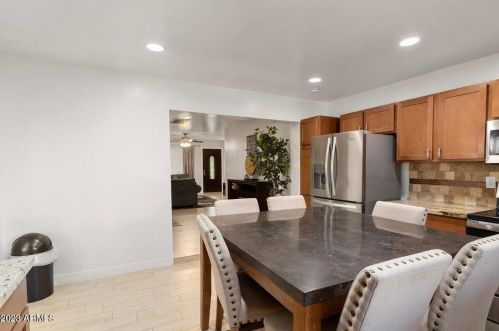 9604 15 Pl, Phoenix AZ 85024-3649 exterior