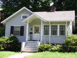 1160 Chestnut St, Newton, MA 02464-1309