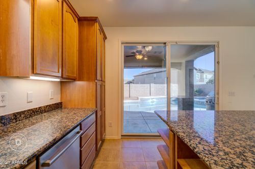 2222 Bowker St, Phoenix AZ 85040-3483 exterior