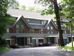 1175 Chestnut St, Newton MA 02464-1358 exterior