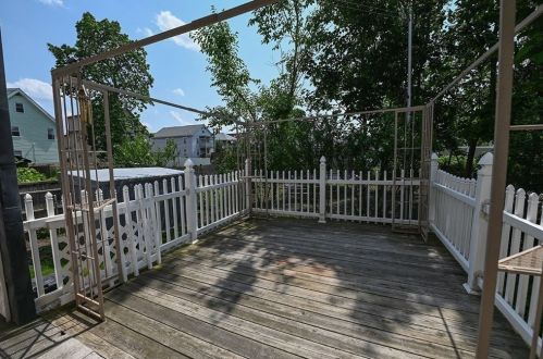 50 Myrtle St, Everett MA 02149-1533 exterior