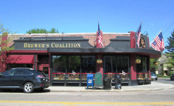 338 Walnut St, Newton MA  02460-1923 exterior