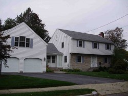 72 Ferncroft Rd, Newton, MA 02468-1214