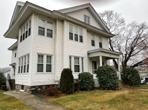 996 Pleasant St, Worcester, MA 01602-1924