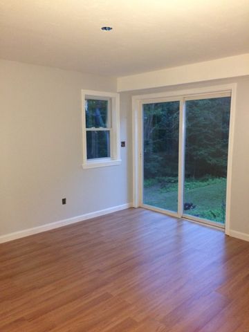 55 Barre Rd, Royalston MA  01331-9741 exterior