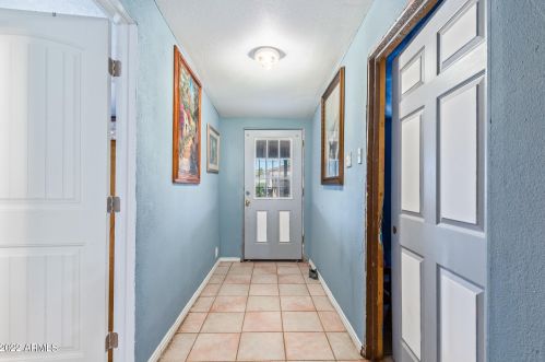 1848 Atlanta Ave, Phoenix AZ  85040-2470 exterior