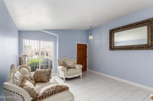 11840 44th St, Phoenix AZ  85044-2424 exterior