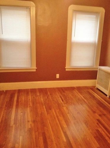 68 Windsor St, Worcester MA 01605-2141 exterior