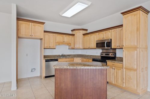 39068 15th Ave, Phoenix AZ 85086-7226 exterior