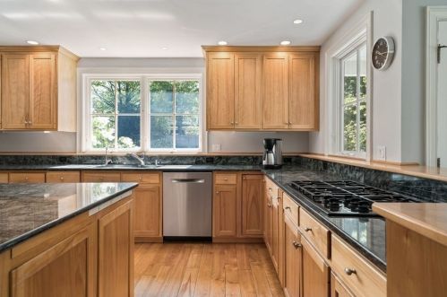 136 Village Ave, Dedham MA  02026-4224 exterior