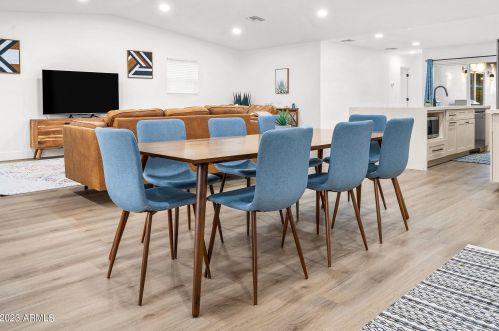 5215 Cambridge Ave, Phoenix AZ 85008-1213 exterior