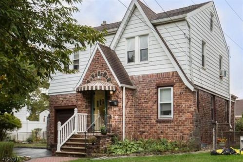 13 Elmwood Ave, Belleville, NJ 07109-2306