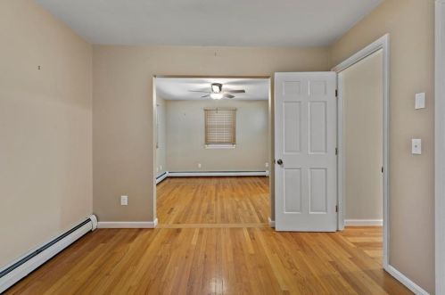 30 Bridle Path, Amherst MA 01002-1632 exterior