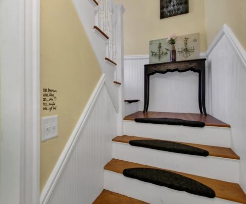 33 Durrell St, Methuen MA  01844-4210 exterior