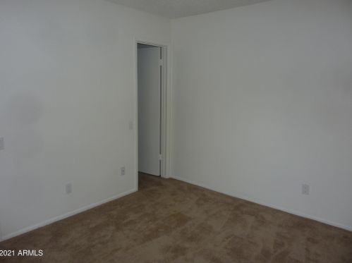 7026 42nd St, Phoenix AZ 85050-3773 exterior