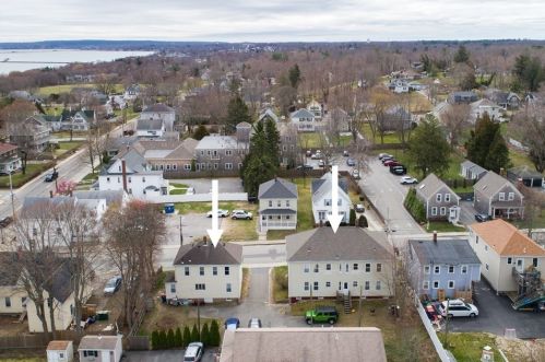 1 Hamilton St, Plymouth MA 02360-4101 exterior