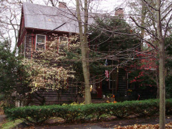 34 Walden St, Newton, MA 02460-2122