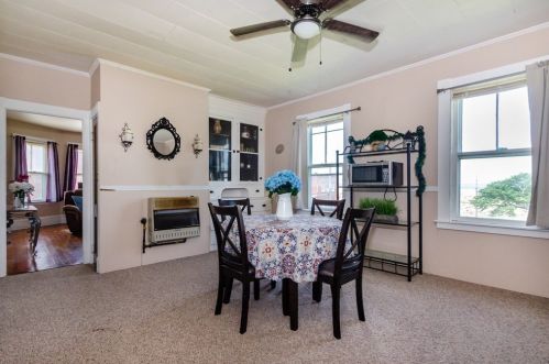 18 Mott St, New Bedford MA 02744-2307 exterior