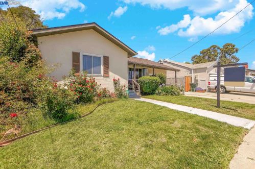 1404 Brookside Dr, San Leandro, CA 94577-1468