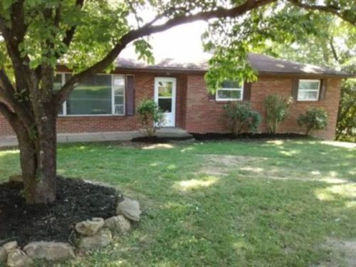 1515 Highland Ave, Ashland KY  41101-7131 exterior