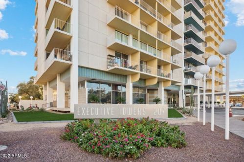 207 Clarendon Ave, Phoenix AZ 85013-3408 exterior