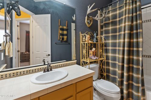 26205 56 Dr, Phoenix AZ 85031-1831 exterior