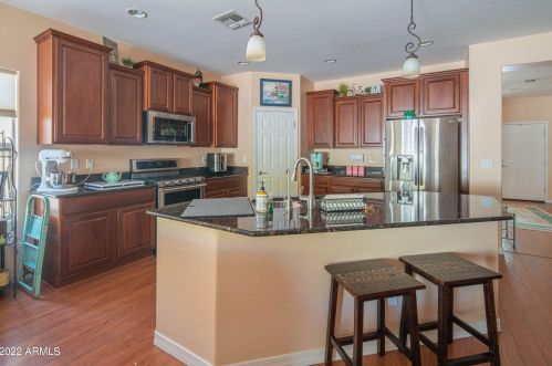 26908 52nd Gln, Phoenix AZ  85083-6305 exterior