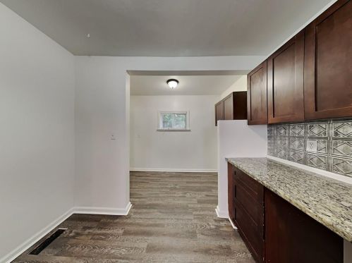 41 Holly Rd, Atlanta GA  30314-2107 exterior