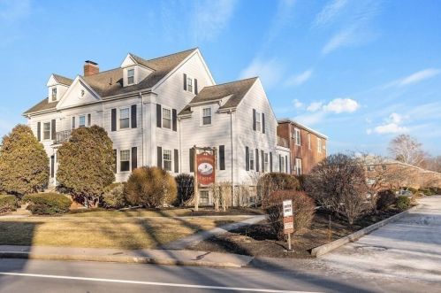 267 Neck St, Weymouth MA 02191-1939 exterior