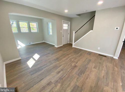 910 Boundary Rd, West Deptford NJ  08096-6571 exterior