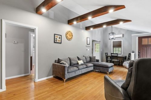 17 College Pond Rd, Plymouth MA  02360-3104 exterior