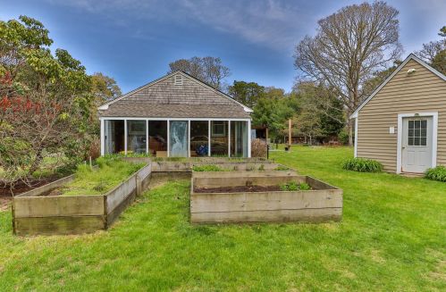 120 Viola Rd, Eastham MA  02642-1792 exterior