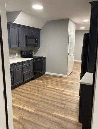 30 Windsor St, Worcester MA 01605-3732 exterior