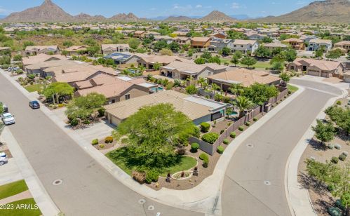 26205 56 Dr, Phoenix AZ 85031-1831 exterior