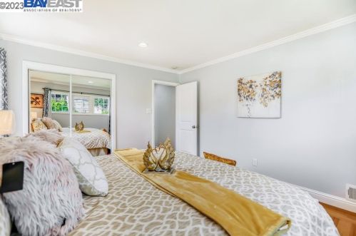 1225 Sandelin Ave, San Leandro CA  94577-3956 exterior