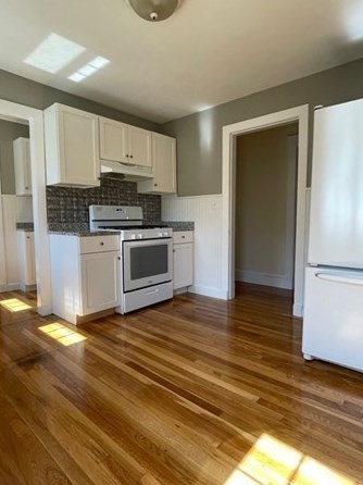 47 Park Ave Ext, Arlington MA 02474-2656 exterior