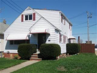 2219 Clarence Ave, Cleveland, OH 44107-6206