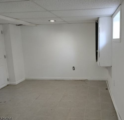 172 Emerson St, Carteret NJ 07008-2923 exterior