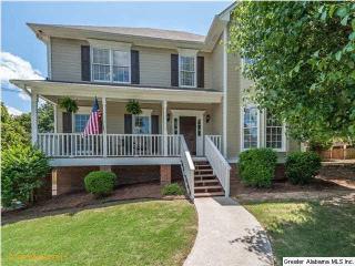 1828 Strawberry Ln, Birmingham AL  35244-8237 exterior