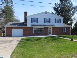 215 Blimline Rd, Hummels Store, PA 19540-7809