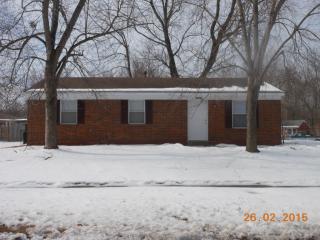 8920 Willowcreek Dr, Louisville KY  40219-4886 exterior