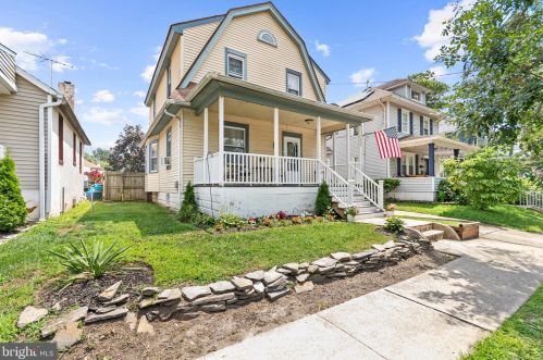 212 Davis St, West Deptford, NJ 08096-2268