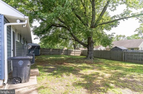 1493 Delsea Dr, West Deptford NJ 08093-1159 exterior