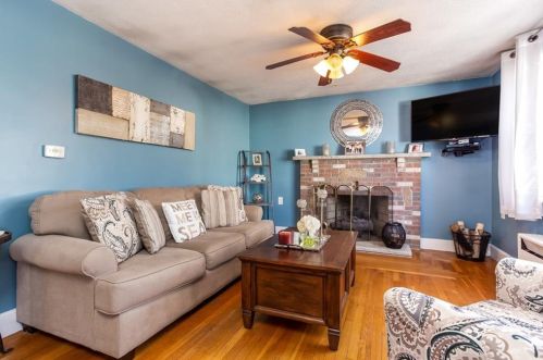 161 County St, Seekonk MA 02771-5629 exterior